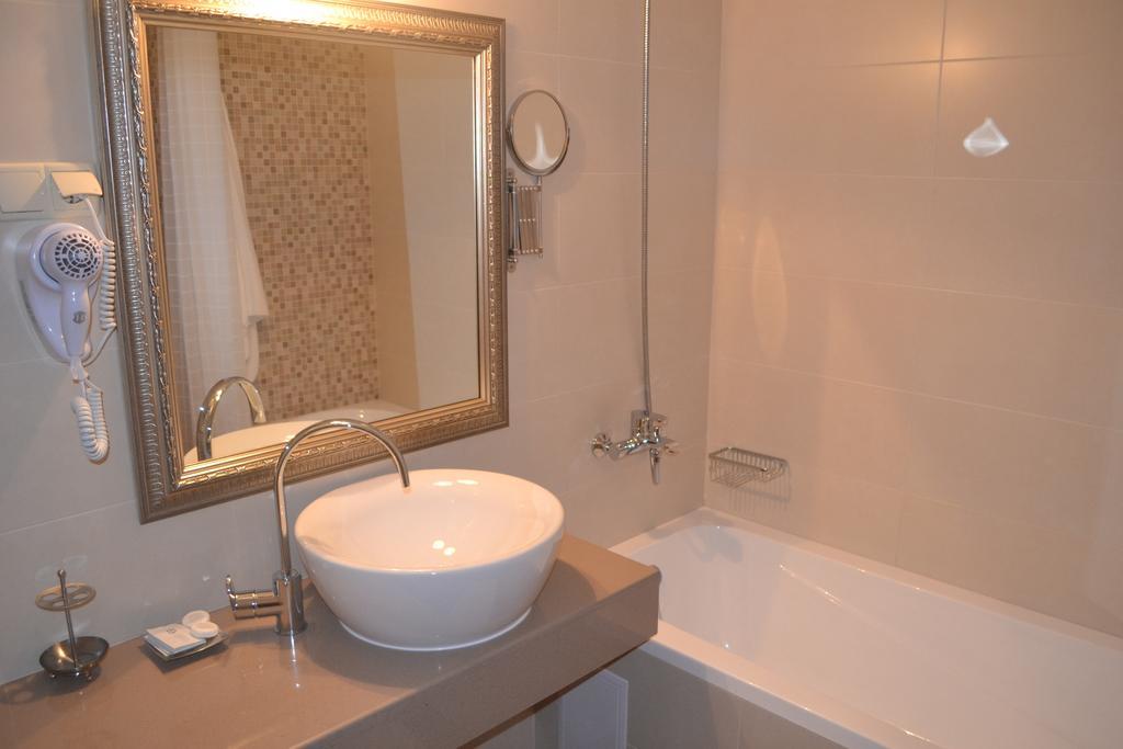 Adresa 2* Chisinau